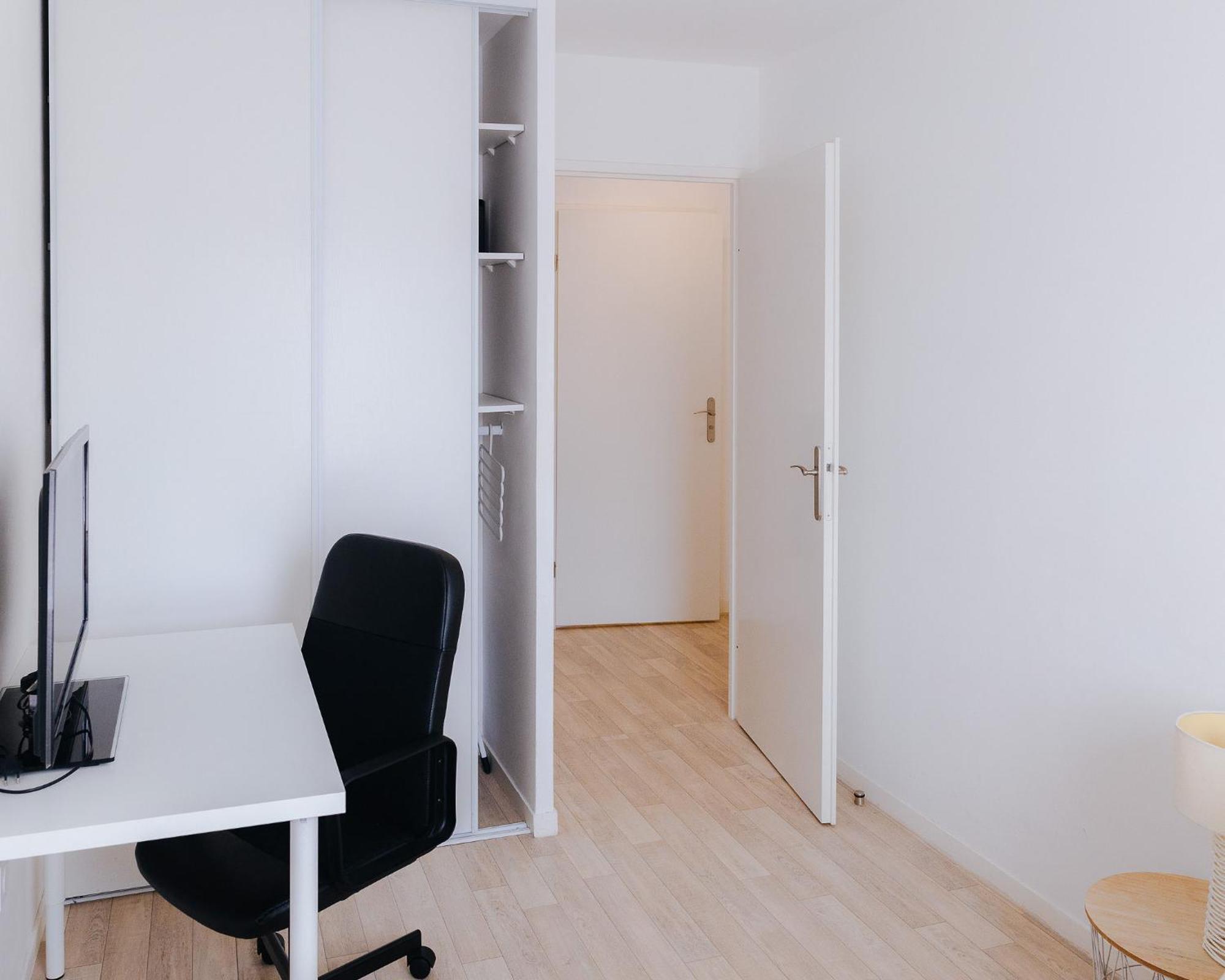 Appartement Luxueux, Neuf & Equipe A Versailles, Saint-Cyr-lʼÉcole Exteriér fotografie