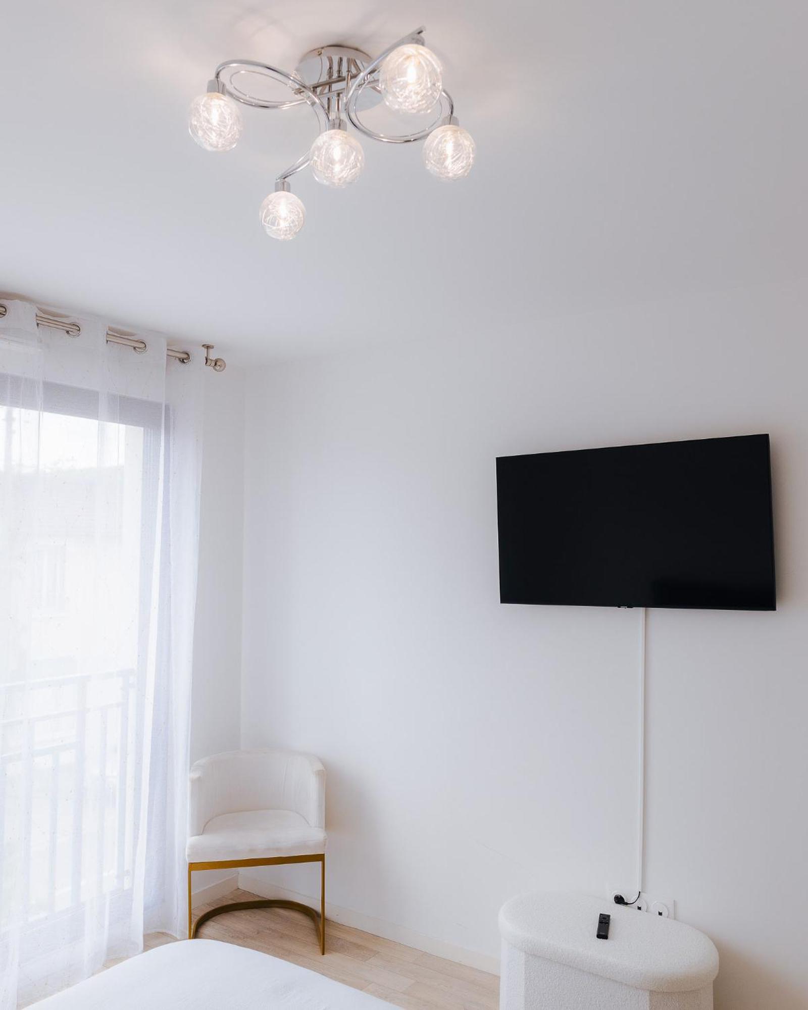 Appartement Luxueux, Neuf & Equipe A Versailles, Saint-Cyr-lʼÉcole Exteriér fotografie