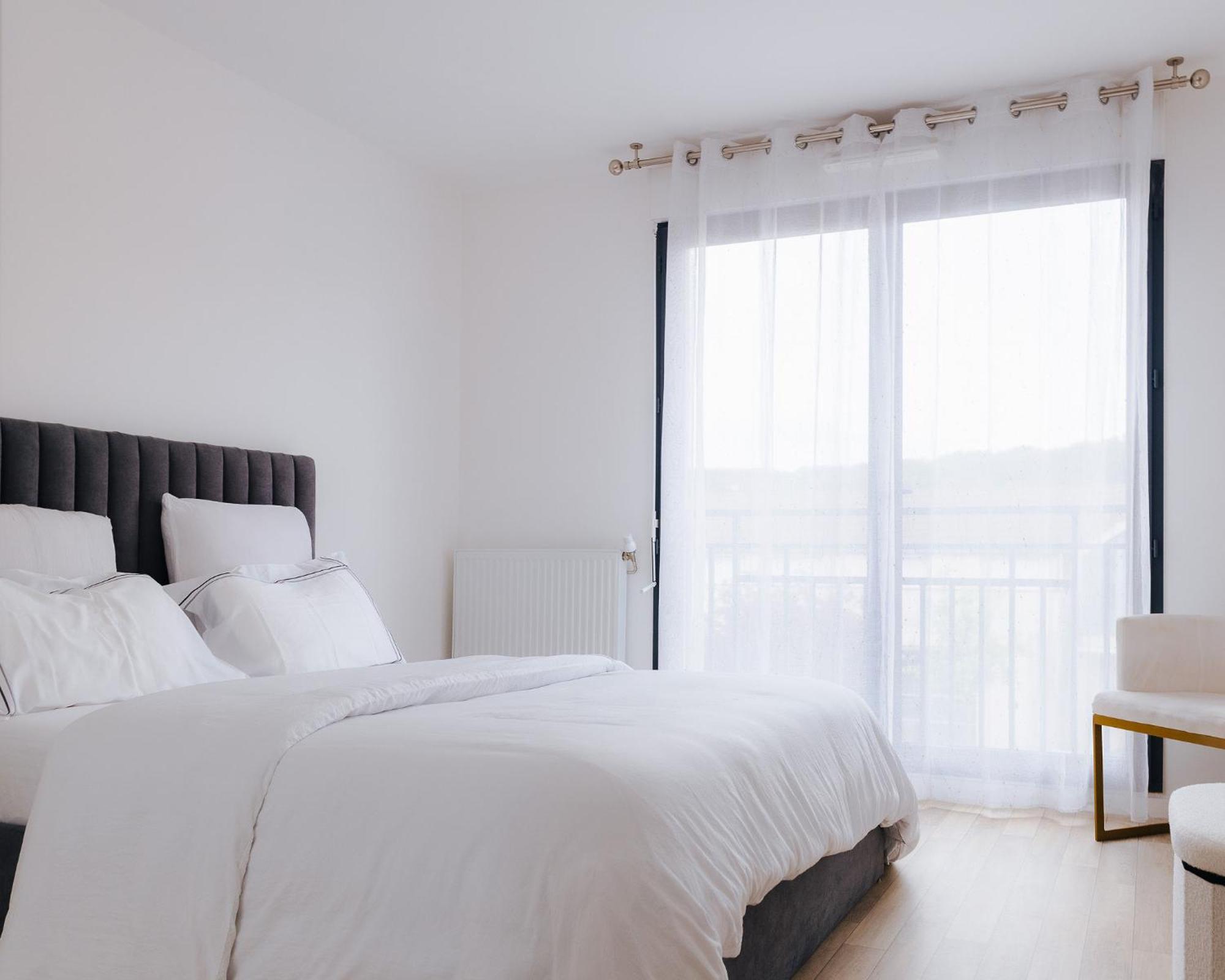 Appartement Luxueux, Neuf & Equipe A Versailles, Saint-Cyr-lʼÉcole Exteriér fotografie