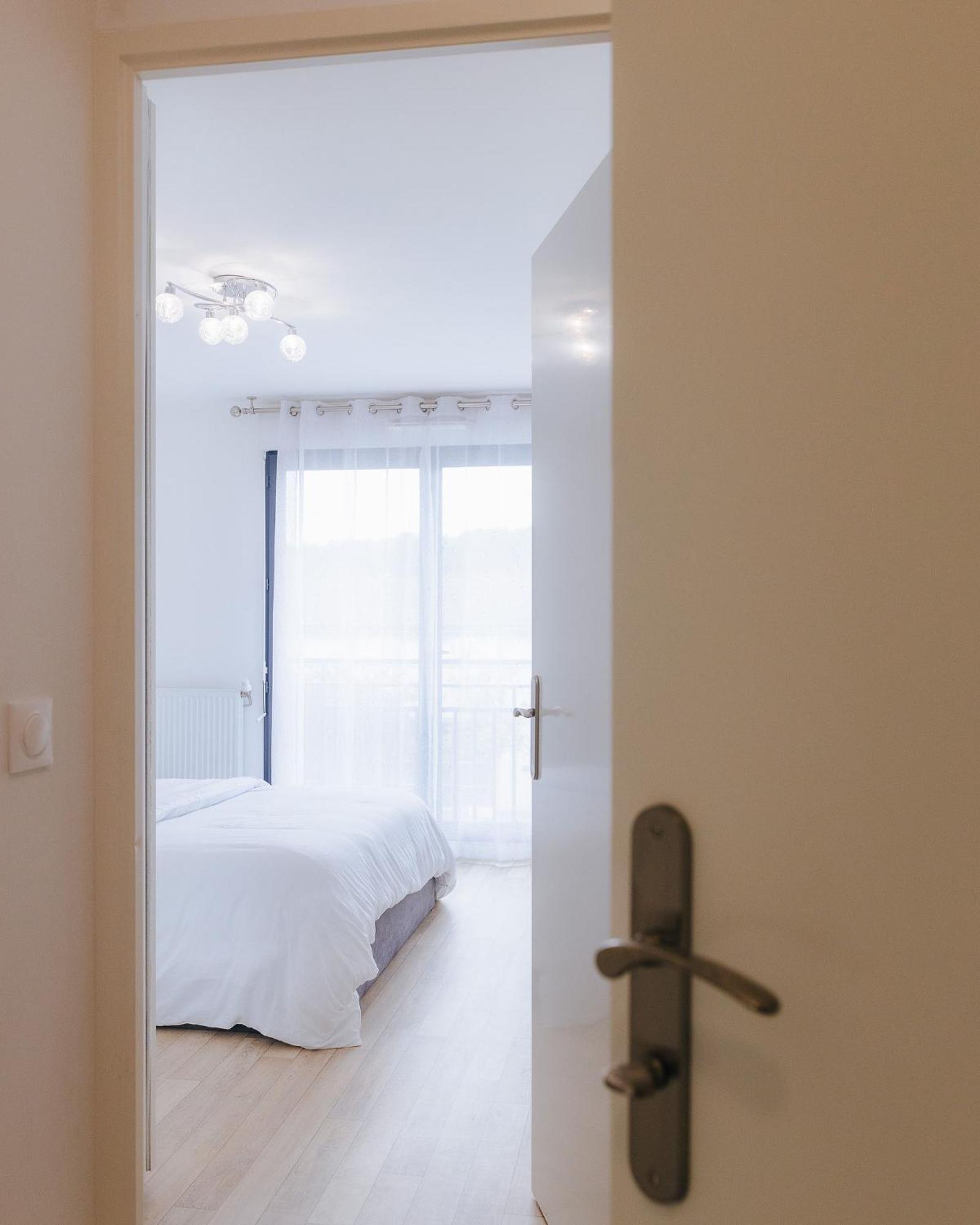 Appartement Luxueux, Neuf & Equipe A Versailles, Saint-Cyr-lʼÉcole Exteriér fotografie